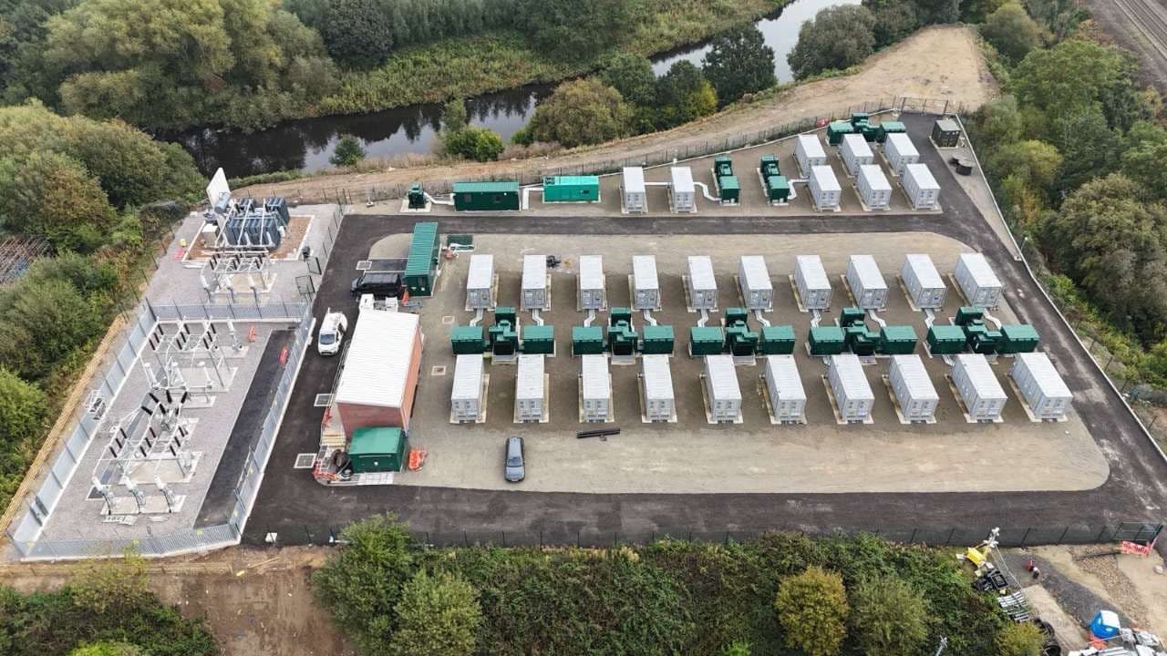 600kW / 1.2MWh bateriový projekt – Maďarsko